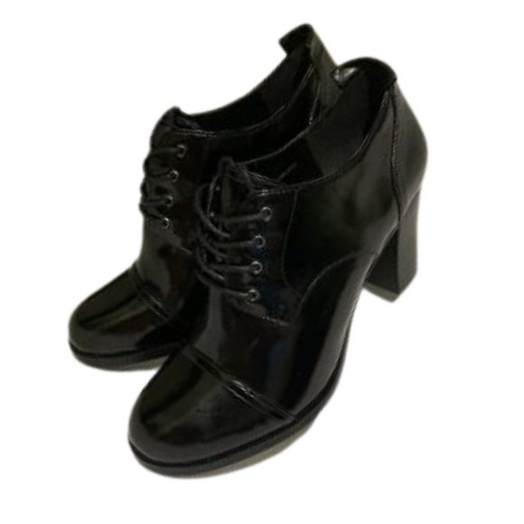 Steve Madden Black Booties Brand New - Picture 3 of 6